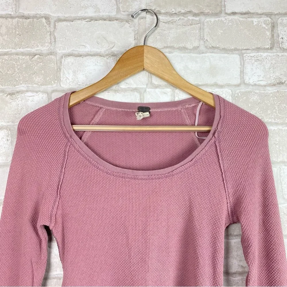 FP We The Free Synergy Cuff Thermal Pink Size M